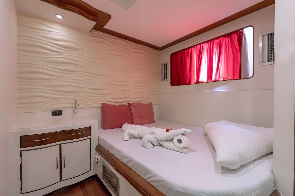 Double Cabin